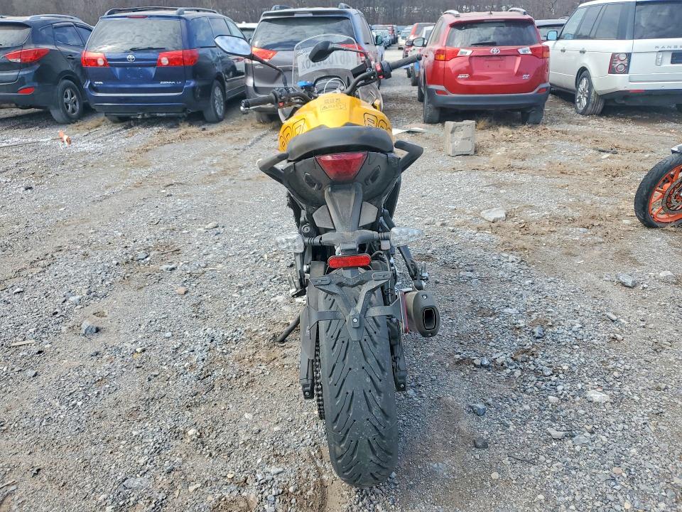 2026 Triumph motorcycle Tiger VIN SMTL25P11TTCL0519 COPART salvage auction — FRONT END, PA - CERTIFICATE OF SALVAGE, sold $225 on 2026-07-30 (photo 4)