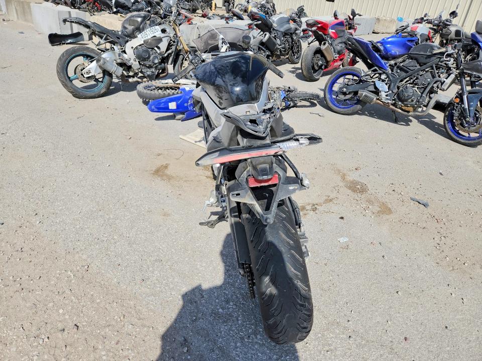 2025 Cf moto 675ss VIN LCEPEVLP7S6001698 COPART salvage auction — SIDE, WV - SALVAGE CERTIFICATE, sold $1,800 on 2026-07-09 (photo 4)