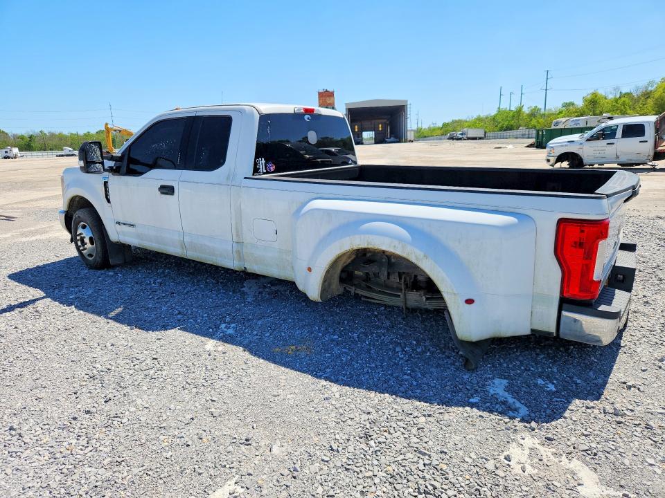 2019 Ford F-350 VIN 1FT8X3CT2KEC44616 COPART salvage auction — UNDERCARRIAGE, Ms - Dealer Only Clean Title, sold $11,700 on 2026-07-29 (photo 2)