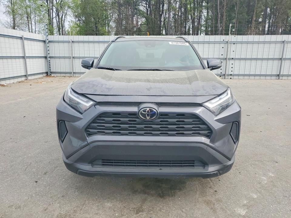 2025 Toyota Rav 4 VIN JTMMWRFV3SD333831 COPART salvage auction — REAR END, Nc - Salvage Certificate Of Title, sold $9,900 on 2026-07-30 (photo 5)