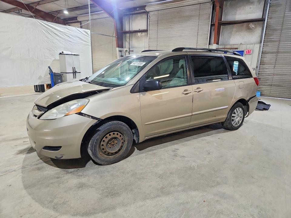 2007 Toyota Sienna VIN 5TDZK23C87S050445 COPART salvage auction — FRONT END, MA - CERT OF TITLE-RECONSTRCTD COLL, sold $550 on 2026-07-22 (photo 1)