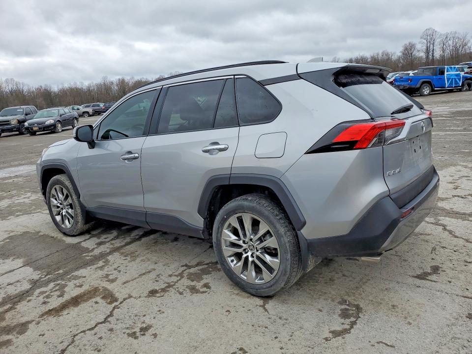 2021 Toyota Rav 4 VIN 2T3D1RFVXMC171198 COPART salvage auction — SIDE, On - Permit Salvage, sold $8,700 on 2026-07-02 (photo 2)