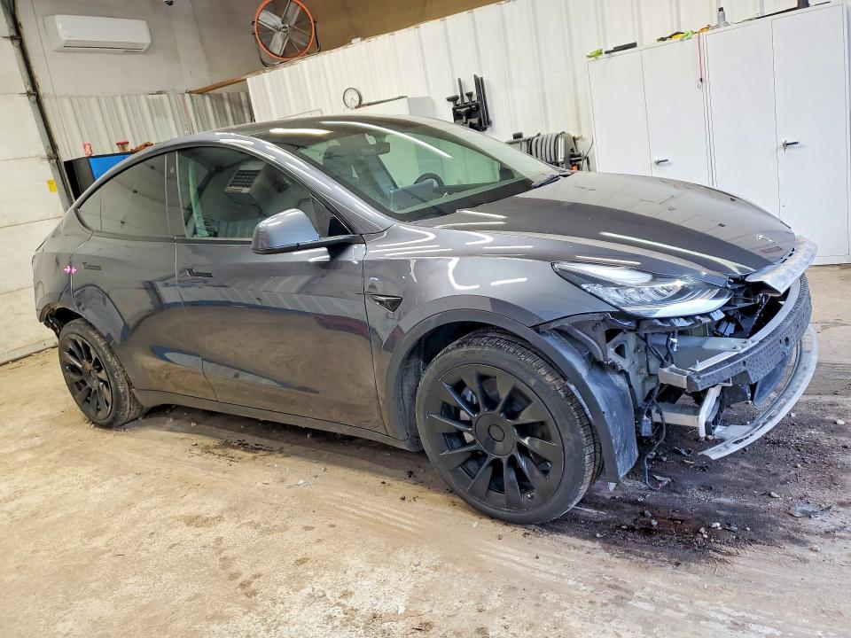 2022 Tesla Model y VIN 7SAYGDEE6NF445283 COPART salvage auction — REAR END, Nh - Cert Of Title-Salvage, sold $8,600 on 2026-07-04 (photo 4)