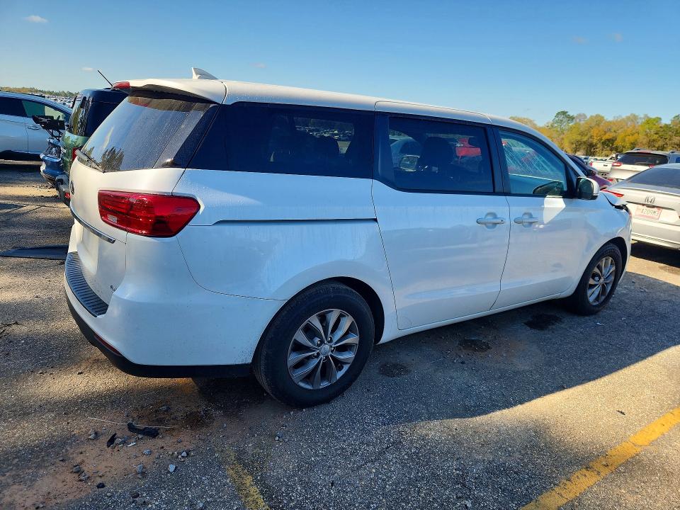 2020 Kia SEDONA VIN KNDMB5C12L6601683 COPART salvage auction — FRONT END, Salvage Title, sold $3,350 on 2026-08-03 (photo 3)