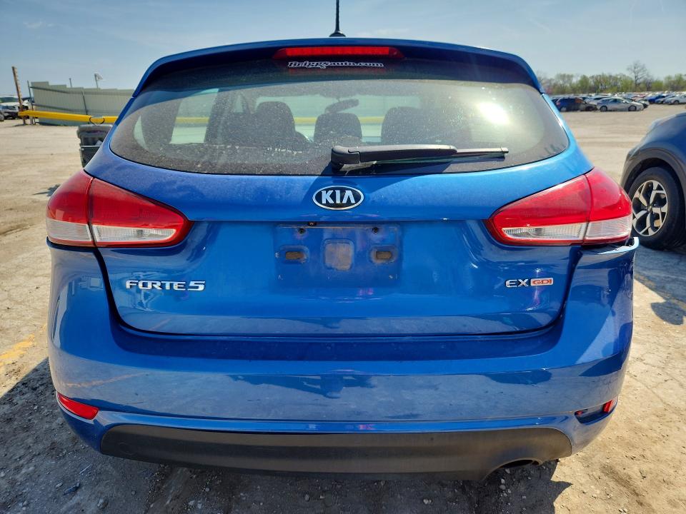 2015 Kia Forte VIN KNAFX5A83F5370925 COPART salvage auction — REAR END, Id - Salvage Certificate Of Title, sold $225 on 2026-07-27 (photo 6)