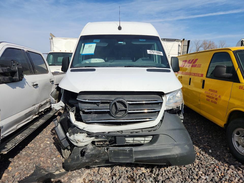 2024 Mercedes-benz Sprinter 2500 VIN W1W4NCVY5RT163536 COPART salvage auction — FRONT END, Ks - Cert Of Title-Salvage, sold $12,900 on 2026-07-08 (photo 5)