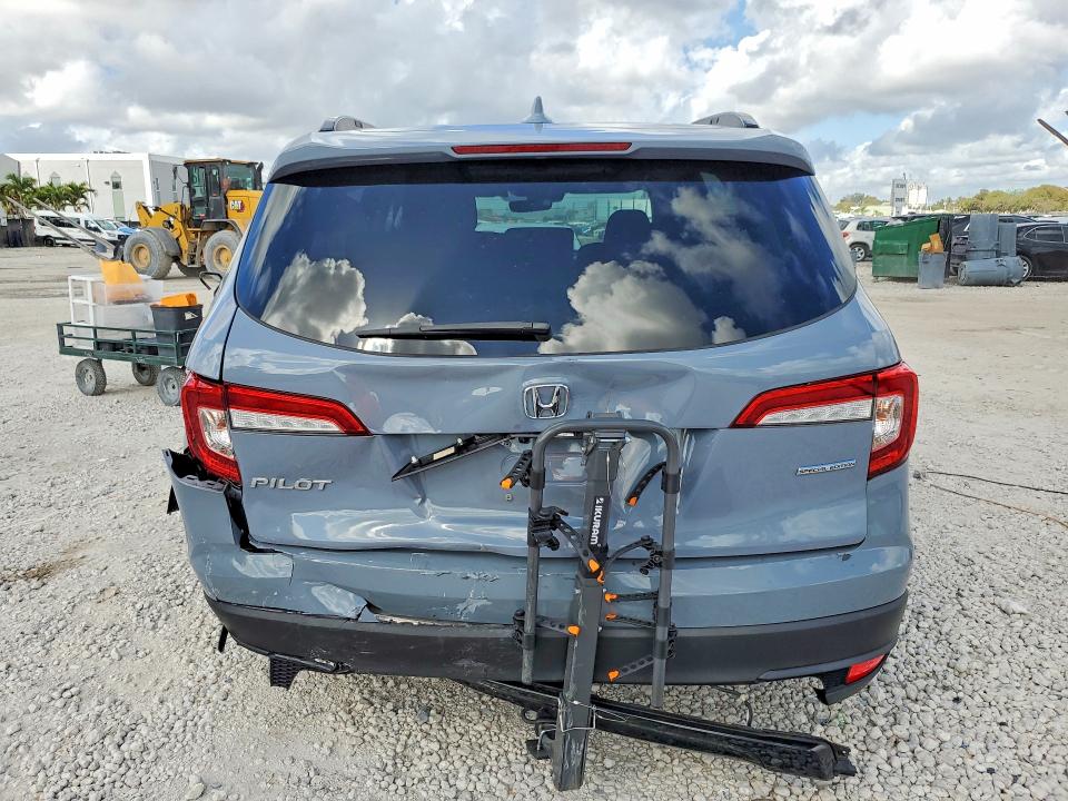 2022 Honda Pilot VIN 5FNYF5H20NB032766 COPART salvage auction — REAR END, Salvage Title, sold $7,700 on 2026-08-25 (photo 6)