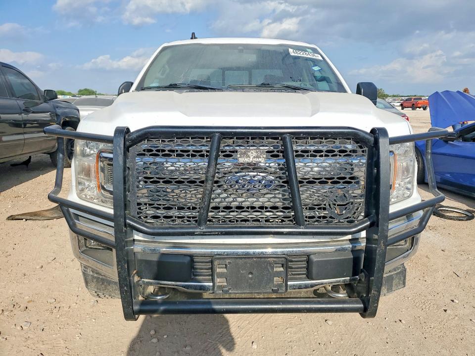 2019 Ford F-150 VIN 1FTFW1E57KKE33017 COPART salvage auction — NORMAL WEAR, Tx - Certificate Of Title, sold $5,200 on 2026-07-02 (photo 5)