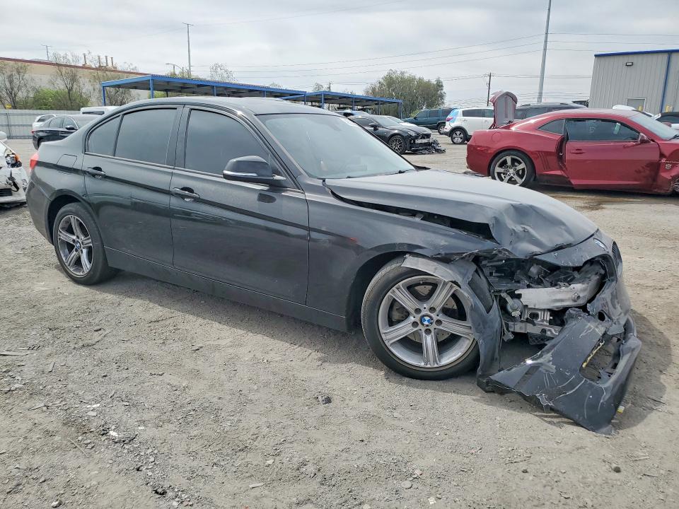 2012 BMW 3er VIN WBA3A5G52CNP17934 COPART salvage auction — FRONT END, Nv - Salvage Title, sold $550 on 2026-07-30 (photo 4)