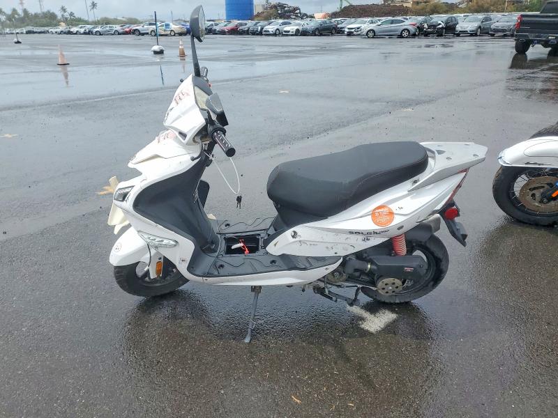 2023 VIN L5YACAAL3P1121404 COPART salvage auction — FRONT END, HI - CERT OF REGISTRATION-MOPED/BIC, sold $100 on 2026-07-06 (photo 3)