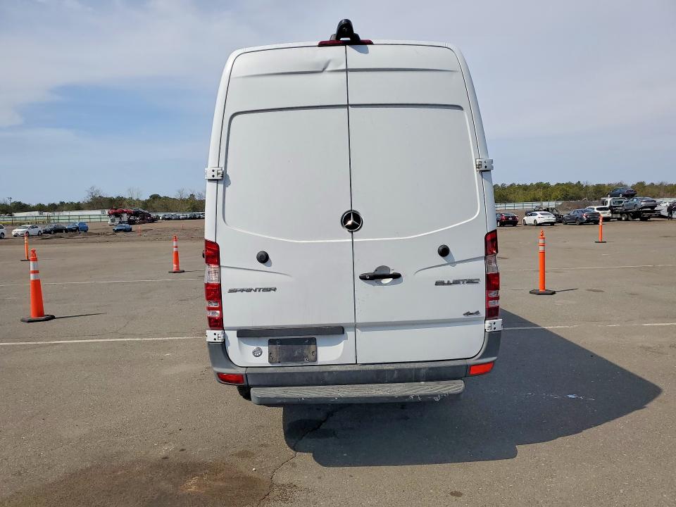 2016 Mercedes-benz Sprinter VIN WD3FE8CD0GP251251 COPART salvage auction — FRONT END, Id - Salvage Certificate Of Title, sold $6,400 on 2026-07-20 (photo 6)