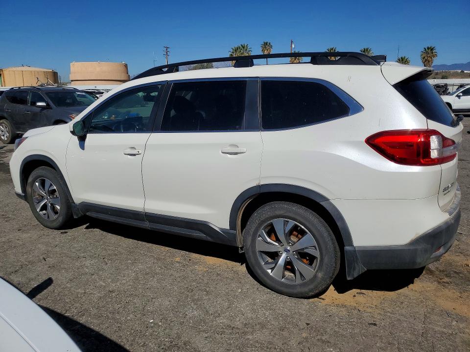 2020 Subaru Ascent VIN 4S4WMAFD8L3405746 COPART salvage auction — FRONT END, Ut - Dis/Dlr/Exp Only Clean Title (P), sold $3,000 on 2026-07-30 (photo 2)