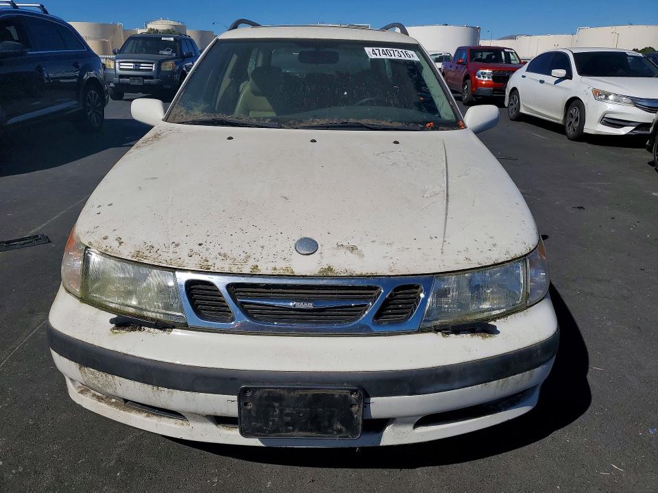 1999 Saab 9-5 VIN YS3ED58E8X3084495 COPART salvage auction — MINOR DENT/SCRATCHES, Ca - Dis/Dlr/Exp App For Dup Clean, sold $200 on 2026-07-20 (photo 5)