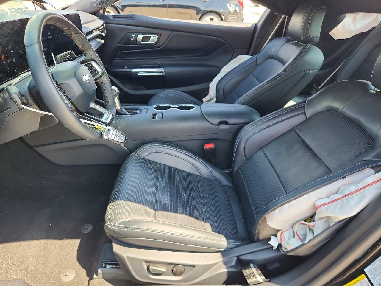 2025 Ford Mustang VIN 1FA6P8TH1S5121251 COPART salvage auction — Rollover, TX - CERTIFICATE OF TITLE, sold $6,400 on 2026-07-09 (photo 7)