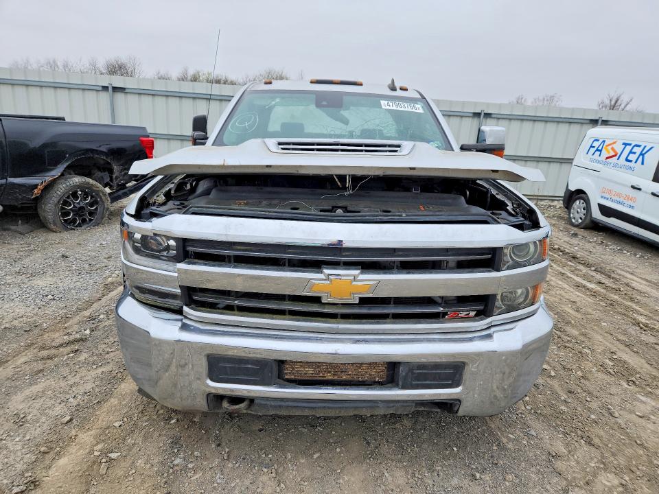 2019 Chevrolet Silverado 3500 VIN 1GC4KXEY5KF154609 COPART salvage auction — FRONT END, Tx - Certificate Of Title, sold $18,700 on 2026-07-30 (photo 5)