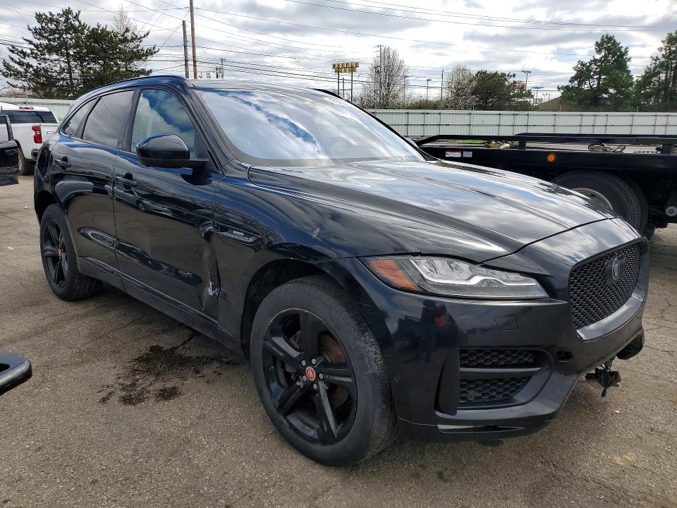 2018 Jaguar F-pace VIN SADCL2FX4JA254024 COPART salvage auction — UNDERCARRIAGE, OH - CERT OF TITLE-SALVAGE, sold $4,600 on 2026-07-22 (photo 4)