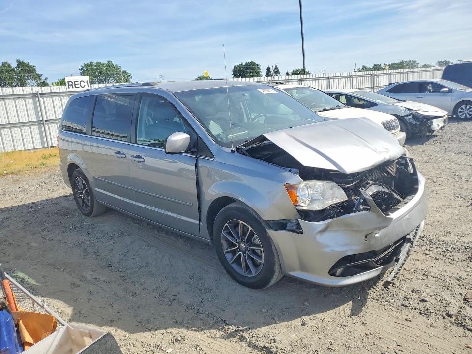 2017 Dodge Grand caravan VIN 2C4RDGCG3HR625488 COPART salvage auction — FRONT END, Ca - Salvage Certificate, sold $1,550 on 2026-07-02 (photo 4)