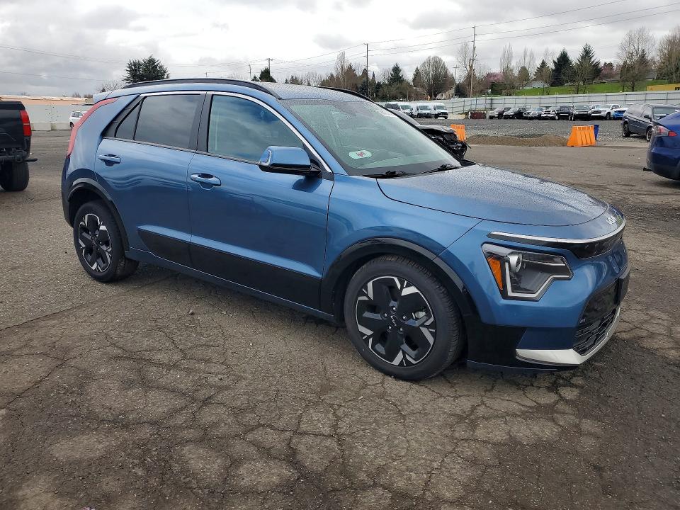 2024 Kia Niro VIN KNDCR3L17R5125635 COPART salvage auction — SIDE, Or - Lien Papers Salvage, sold $6,700 on 2026-07-13 (photo 4)