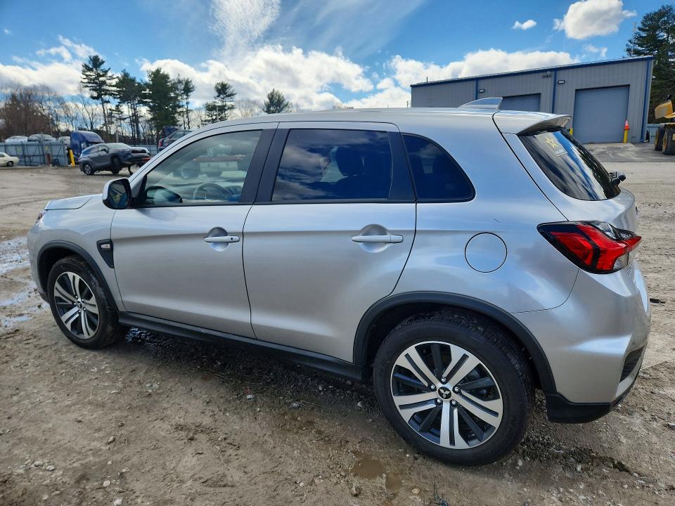 2024 Mitsubishi Outlander VIN JA4ARUAU3RU022139 COPART salvage auction — SIDE, Id - Salvage Certificate Of Title, sold $5,800 on 2026-07-02 (photo 2)