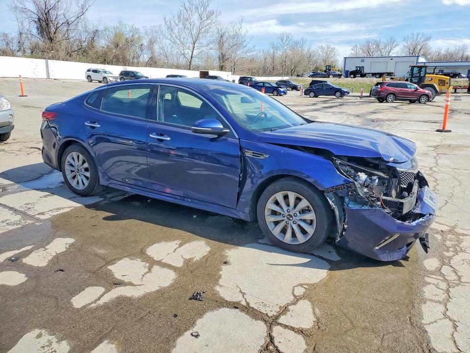 2018 Kia Optima VIN 5XXGT4L39JG242868 COPART salvage auction — FRONT END, Mo - Salvage Certificate Of Title, sold $1,200 on 2026-07-28 (photo 4)