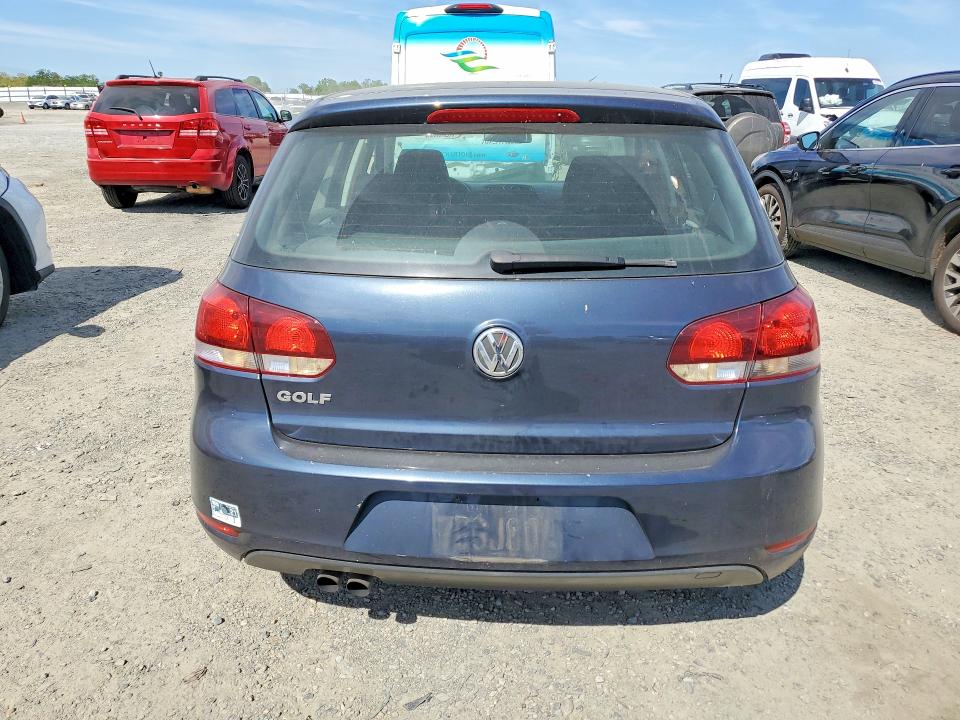 2013 Volkswagen Golf VIN WVWDB7AJ2DW097085 COPART salvage auction — MINOR DENT/SCRATCHES, Ca - Dis/Dlr/Exp Only Clean Title, sold $275 on 2026-07-09 (photo 6)