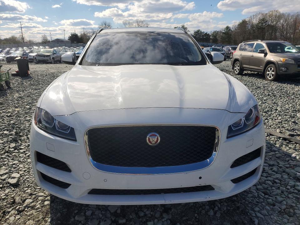 2018 Jaguar F-pace VIN SADCJ2FX6JA324936 COPART salvage auction — MECHANICAL, Nc - Dealer Only Clean Title, sold $5,400 on 2026-07-29 (photo 5)