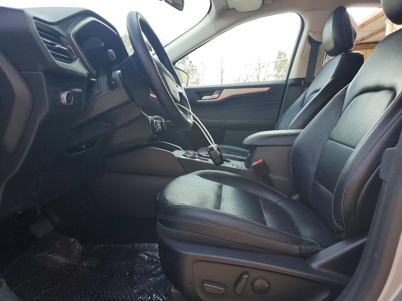 2021 Ford Escape VIN 1FMCU9H62MUB20262 COPART salvage auction — MINOR DENT/SCRATCHES, NC - DEALER ONLY CLEAN TITLE, sold $3,750 on 2026-07-07 (photo 7)