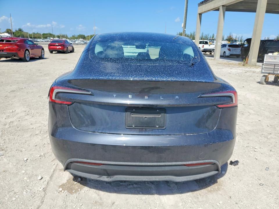2025 Tesla Model 3 VIN 5YJ3E1EA2SF031342 COPART salvage auction — SIDE, Salvage Title, sold $10,900 on 2026-07-30 (photo 6)