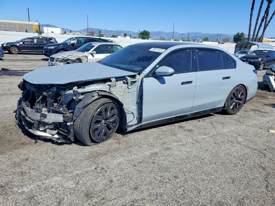 2024 BMW 7er VIN WBA23EH05RCR52518 COPART salvage auction — FRONT END, Salvage Title, sold $20,200 on 2026-07-21 (photo 1)
