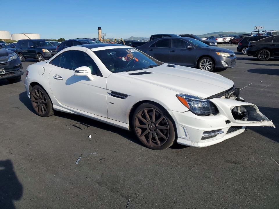 2014 Mercedes-benz Slk-klasse VIN WDDPK4HA9EF094757 COPART salvage auction — FRONT END, Ca - Salvage Certificate, sold $2,550 on 2026-07-20 (photo 4)