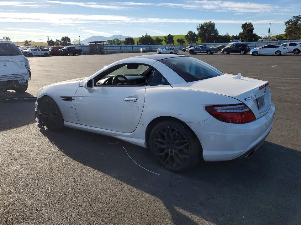 2014 Mercedes-benz Slk-klasse VIN WDDPK4HA9EF094757 COPART salvage auction — FRONT END, Ca - Salvage Certificate, sold $2,550 on 2026-07-20 (photo 2)