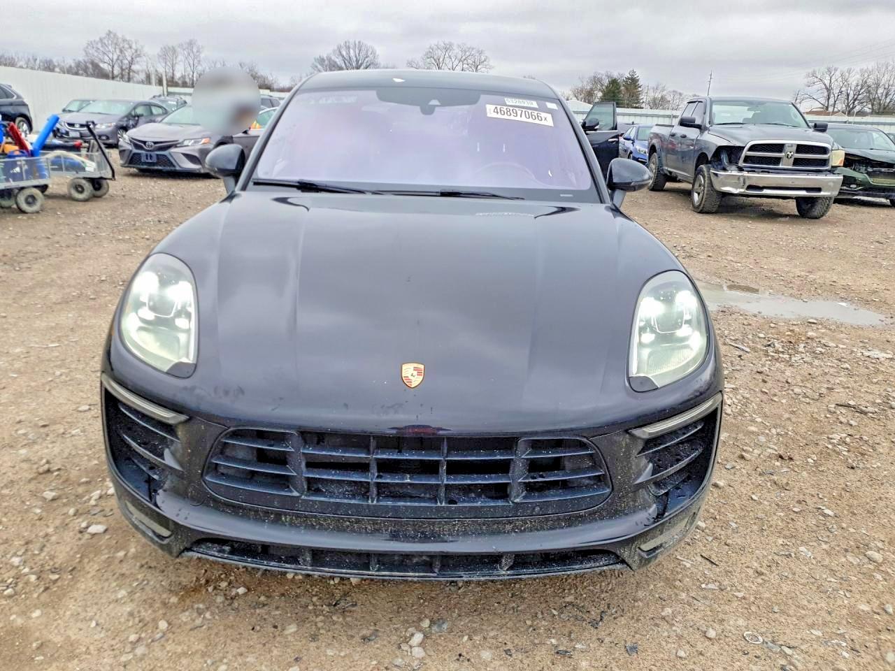 2017 Porsche Macan VIN WP1AG2A56HLB55313 COPART salvage auction — Minor Dent/Scratches, MI - CERTIFICATE OF TITLE, sold $8,300 on 2026-07-03 (photo 5)