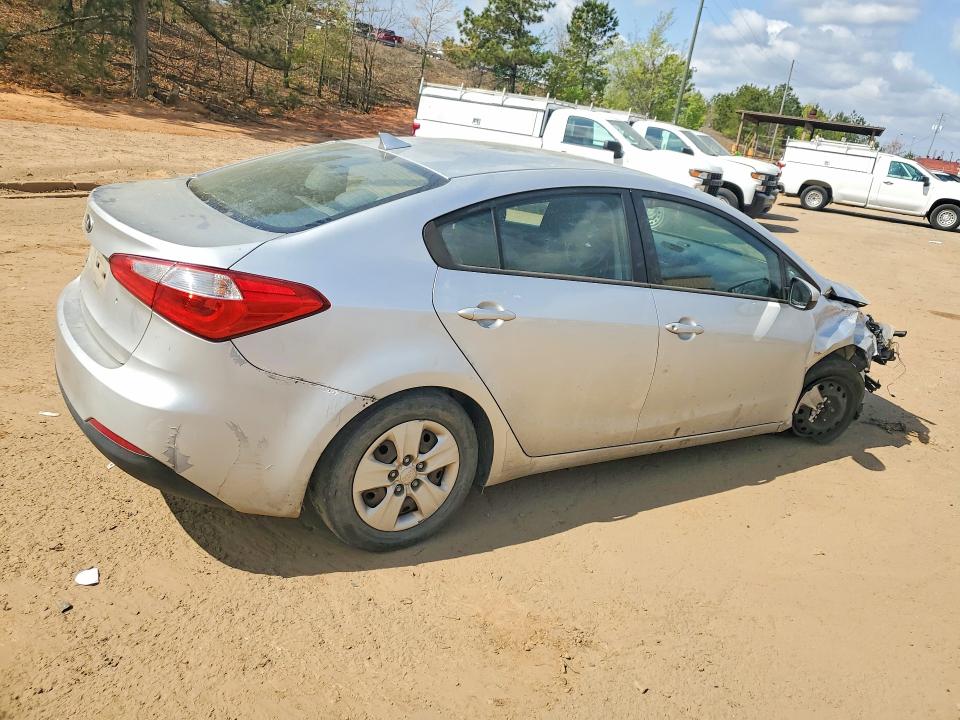 2015 Kia Forte VIN KNAFK4A69F5287023 COPART salvage auction — FRONT END, SC - CERT OF TITLE-SALVAGE, sold $400 on 2026-07-24 (photo 3)
