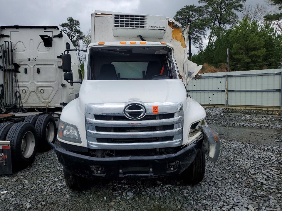 2020 VIN 5PVNJ8JT6L5S60064 COPART salvage auction — ROLLOVER, NC - SALVAGE CERTIFICATE OF TITLE, sold $2,250 on 2026-07-22 (photo 5)