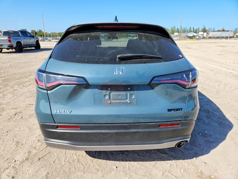 2024 Honda Hr-v VIN 3CZRZ1H58RM724638 COPART salvage auction — SIDE, FL - CERTIFICATE OF DESTRUCTION, sold $7,500 on 2026-08-20 (photo 6)