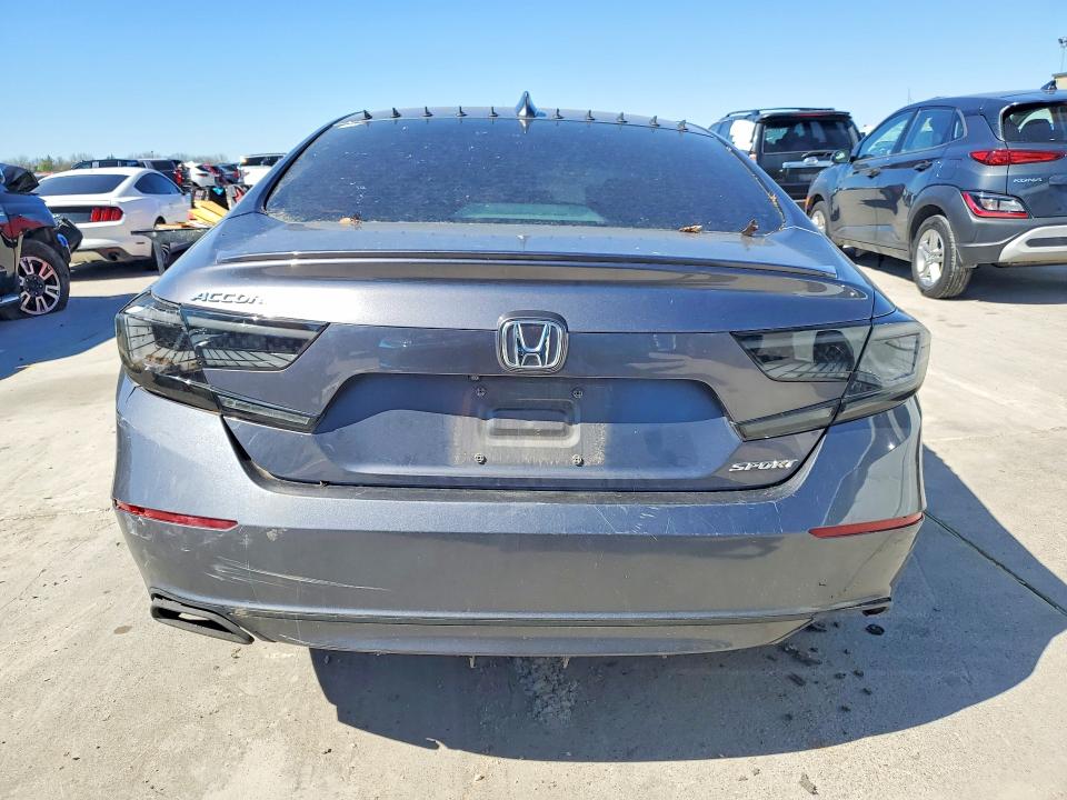 2018 Honda VIN 1HGCV1F35JA163200 COPART salvage auction — FRONT END, Tx - Salvage Vehicle Title, sold $1,950 on 2026-07-09 (photo 6)