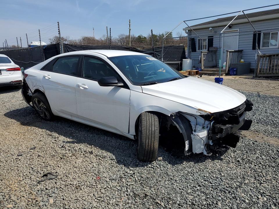 2025 Hyundai Elantra VIN KMHLM4DG8SU918022 COPART salvage auction — ALL OVER, Md - Cert Of Salvage > 75% Damage, sold $27,925 on 2026-09-22 (photo 4)