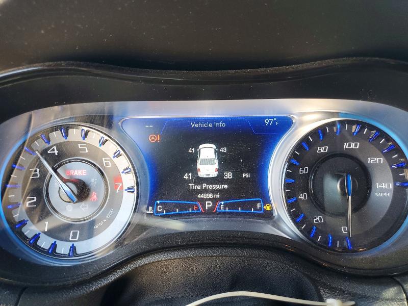 2022 Chrysler 300 VIN 2C3CCABG8NH236553 COPART salvage auction — FRONT END, NV - SALVAGE TITLE, sold $6,800 on 2026-07-08 (photo 9)