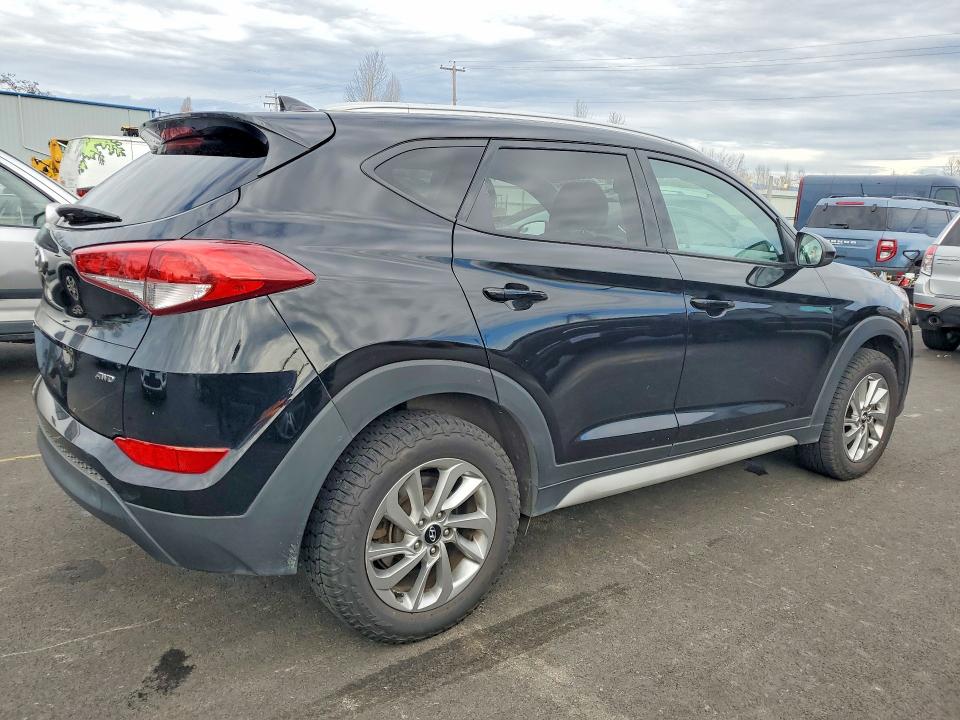 2018 Hyundai Tucson VIN KM8J3CA43JU754238 COPART salvage auction — MINOR DENT/SCRATCHES, Or - Lien Papers, Clean Title, sold $800 on 2026-07-27 (photo 3)