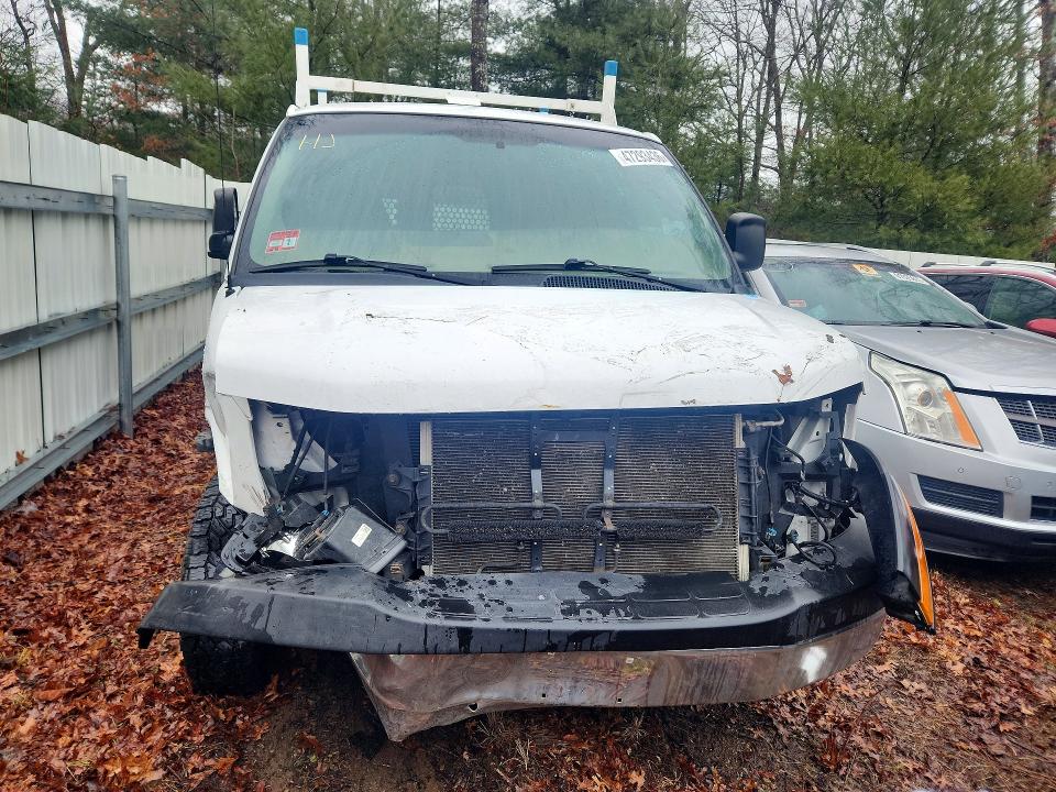 2017 Gmc Savana VIN 1GTW7AFFXH1126122 COPART salvage auction — FRONT END, Ri - Salvage Certificate Of Title, sold $1,050 on 2026-07-09 (photo 5)