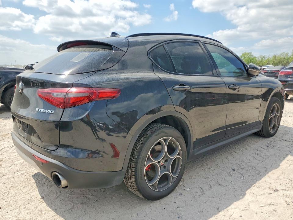 2018 Alfa romeo Stelvio VIN ZASFAKNN1J7B72951 COPART salvage auction — NORMAL WEAR, Mt - Certificate Of Title, sold $8,400 on 2026-07-17 (photo 3)