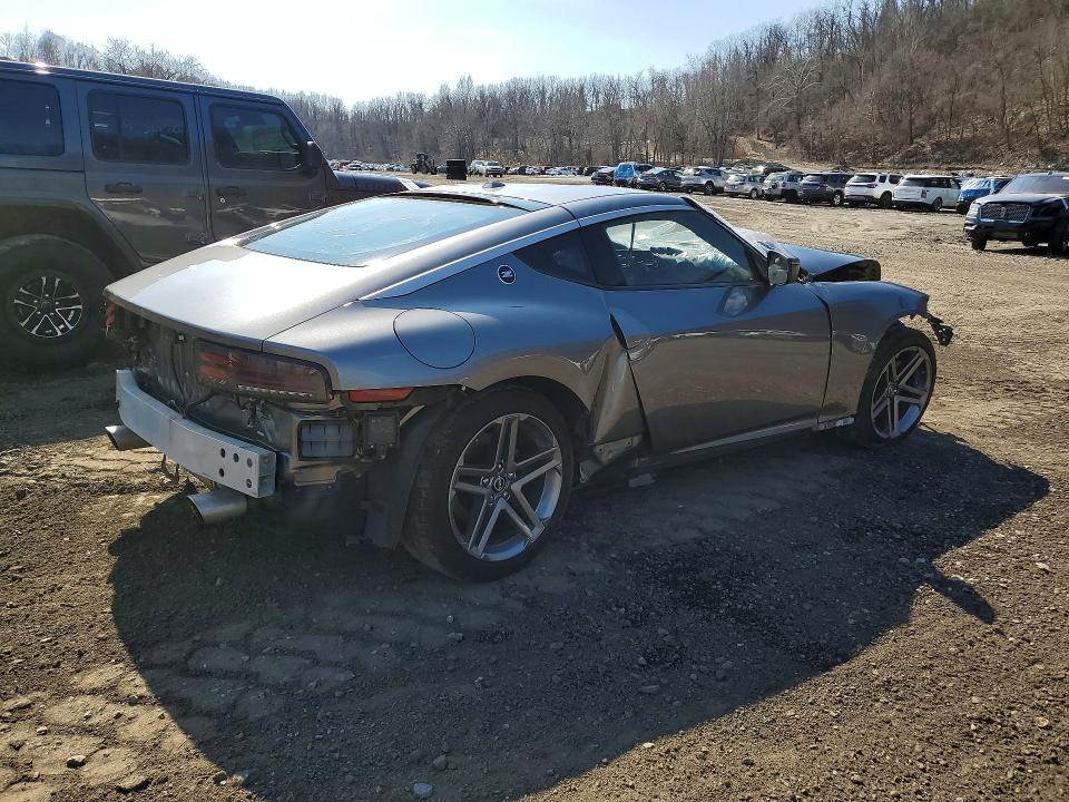 2025 Nissan 350z VIN JN1BZ4AH7SM411145 COPART salvage auction — ALL OVER, NJ - CERT OF TITLE-SALVAGE, sold $4,700 on 2026-07-30 (photo 3)