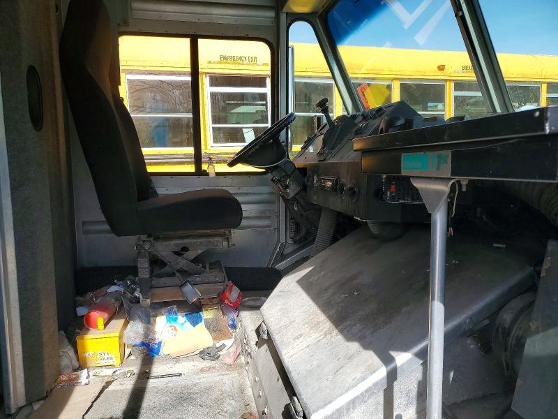 2009 Workhorse W42 VIN 5B4KPD27793436688 COPART salvage auction — MECHANICAL, Vt - Certificate Of Title (P), sold $1,500 on 2026-07-29 (photo 7)
