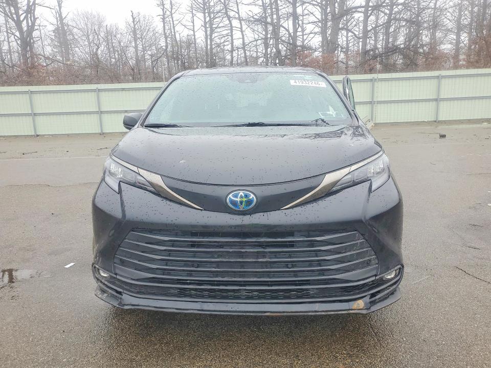 2023 Toyota VIN 5TDCSKFC4PS083847 COPART salvage auction — SIDE, Ny - Mv907A-Parts Only W/Lienholder, sold $10,700 on 2026-07-08 (photo 5)