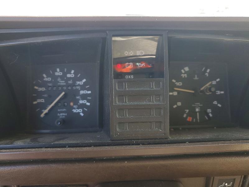 1987 Volkswagen VIN WV2XB0256GH018257 COPART salvage auction — MINOR DENT/SCRATCHES, Ca - App For Dup Clean Or Ac, sold $3,700 on 2026-07-10 (photo 9)