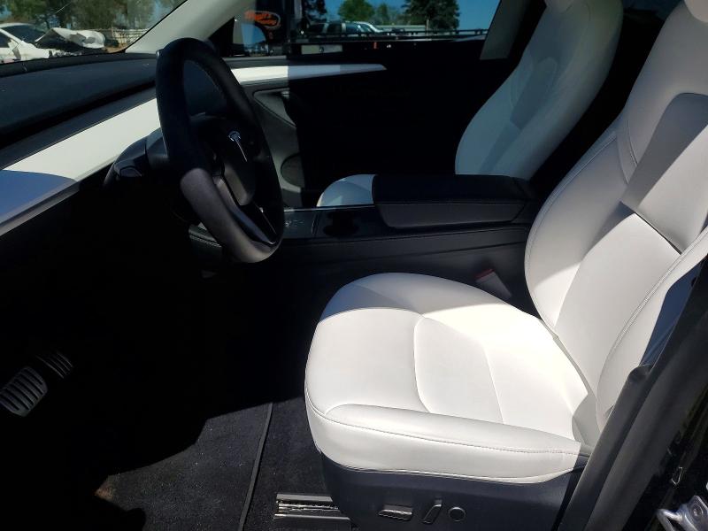 2025 Tesla Model y VIN 7SAYGDEF6SA378086 COPART salvage auction — FRONT END, Tx - Salvage Vehicle Title, sold $13,200 on 2026-07-13 (photo 7)