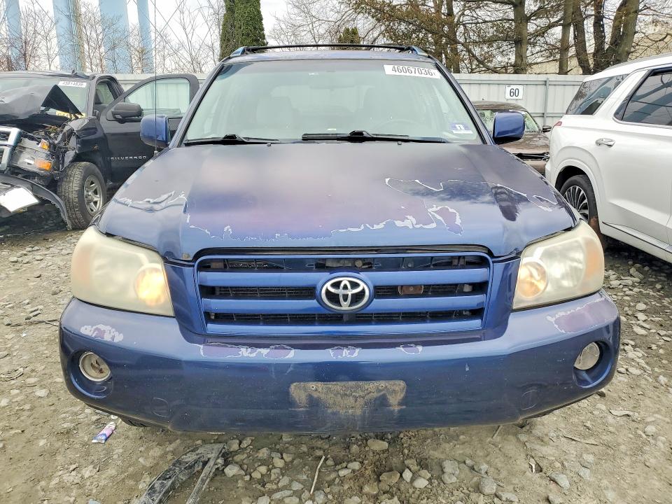 2004 Toyota Highlander VIN JTEEP21A240016965 COPART salvage auction — MECHANICAL, Nj - Certificate Of Title, sold $875 on 2026-07-22 (photo 5)