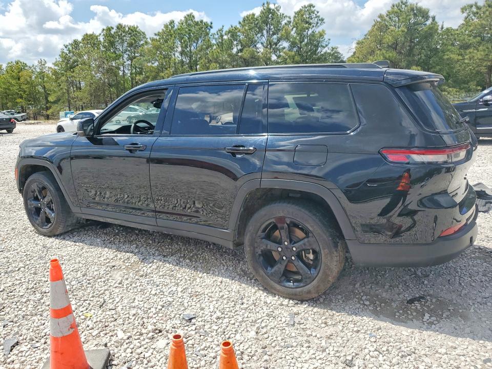 2024 Jeep Grand cherokee VIN 1C4RJKBGXR8931713 COPART salvage auction — WATER/FLOOD, Tx - Salvage Title-Flood Damage, sold $10,000 on 2026-08-11 (photo 2)