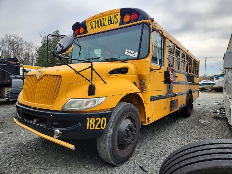2015 Ic VIN 4DRBUAAP1FB643481 COPART salvage auction — NORMAL WEAR, Salvage Title, sold $1,400 on 2026-09-25 (photo 2)