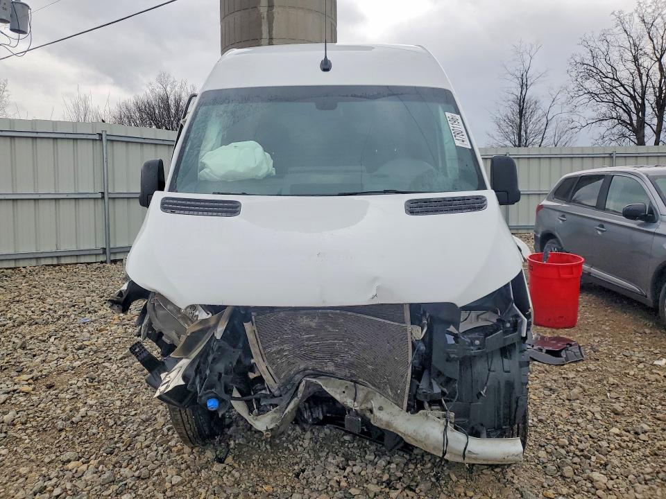 2024 Mercedes-benz Sprinter VIN W1Y4NCHY7RT173178 COPART salvage auction — FRONT END, Mi - Cert Of Title-Salvage Vehicle, sold $2,600 on 2026-07-15 (photo 5)